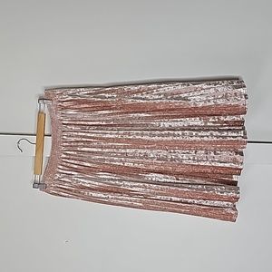 A new day pink crushed velvet skirt size medium